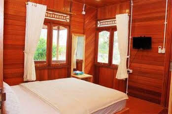 Negeri Baru Hotel & Resort Kalianda ภายนอก รูปภาพ
